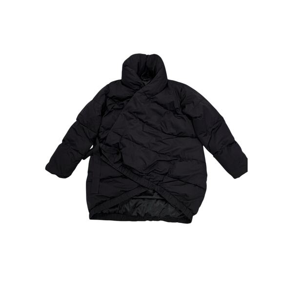 Universal Standard Black Kanda Puffy asymmetrical Coat. Size Medium - Picture 2 of 5
